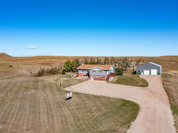 5705 Highway 200, Hazen, ND 58545