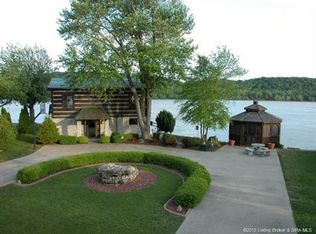 5002 Rivers Edge Dr, Charlestown, IN 47111