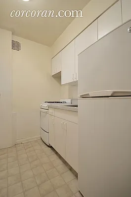 Rented by Corcoran | media 22