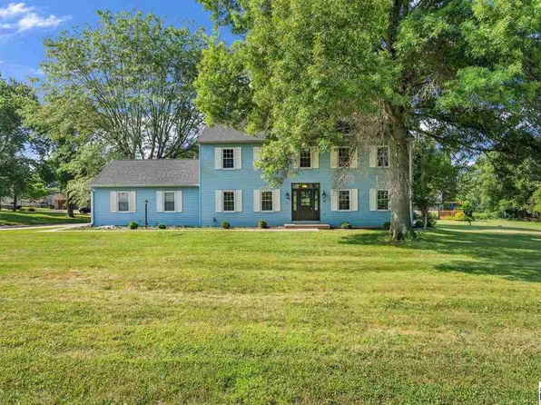 32 Edgelea Dr, Greencastle, IN 46135