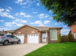 98 Lansdowne Ave #A, Kingsville, ON