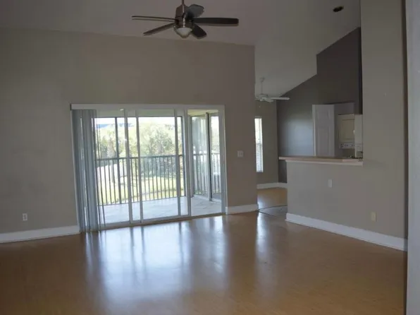 171 Portside Ave Unit 203, Cape Canaveral, FL 32920