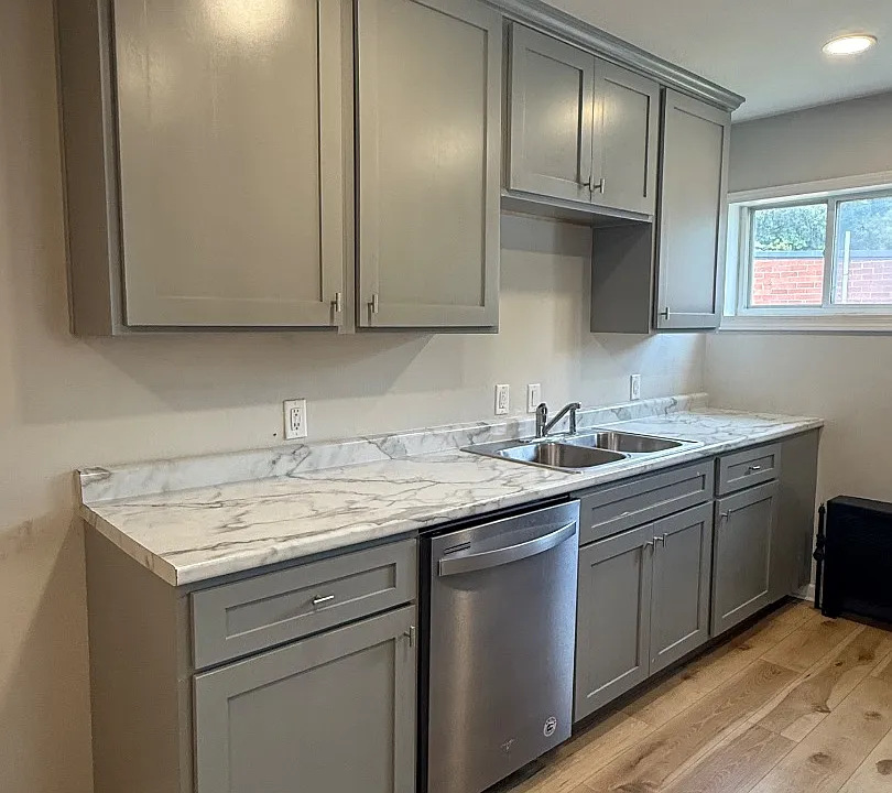 1133 Avenue D #302