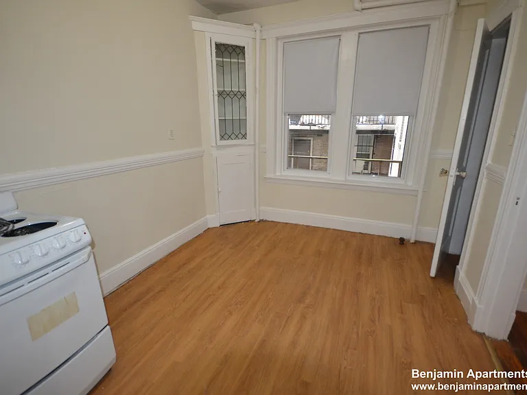 4 Vinal St #8 — Photo 3