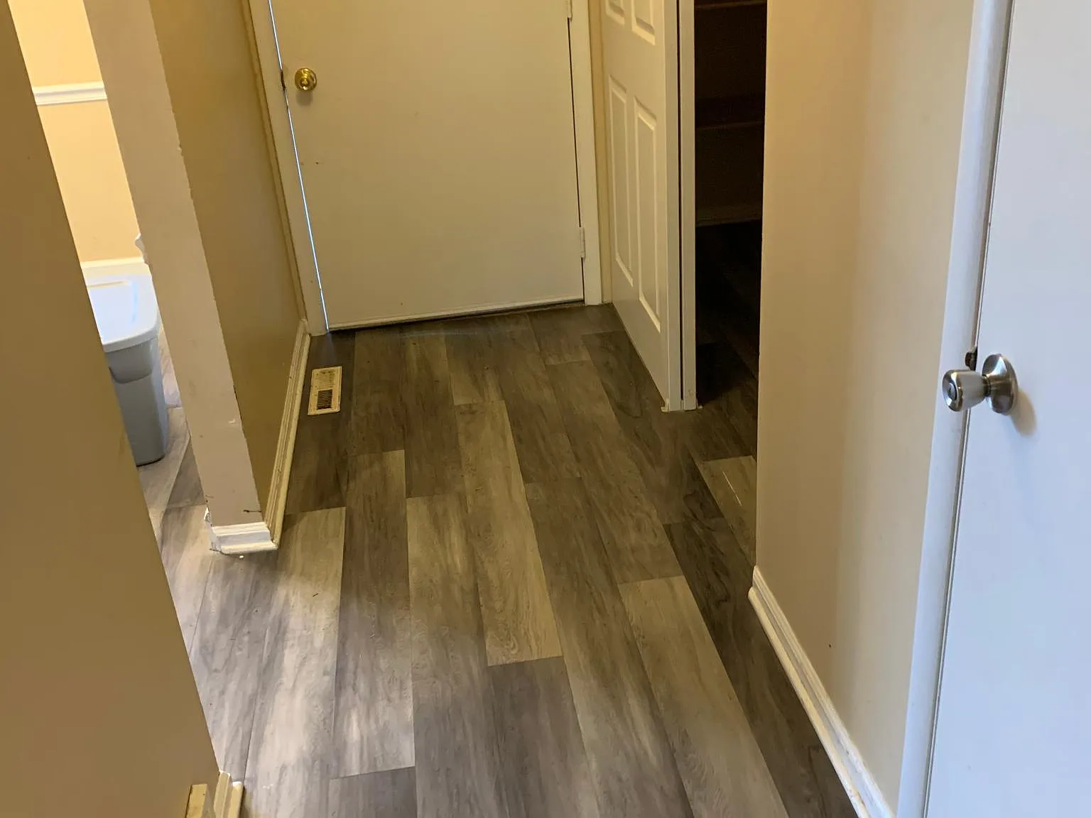 3 bed, 2.5 bath, 1512 sqft, $2,100 — Photo 4