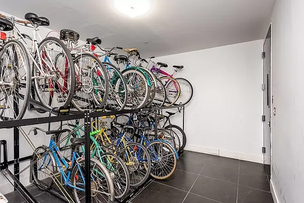 Rented by Hagstrom Management Inc | media 23