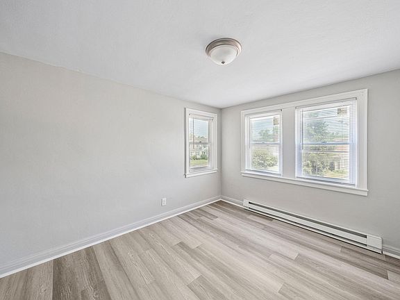 3rd image of 3306 Mishawaka Ave #3308-5