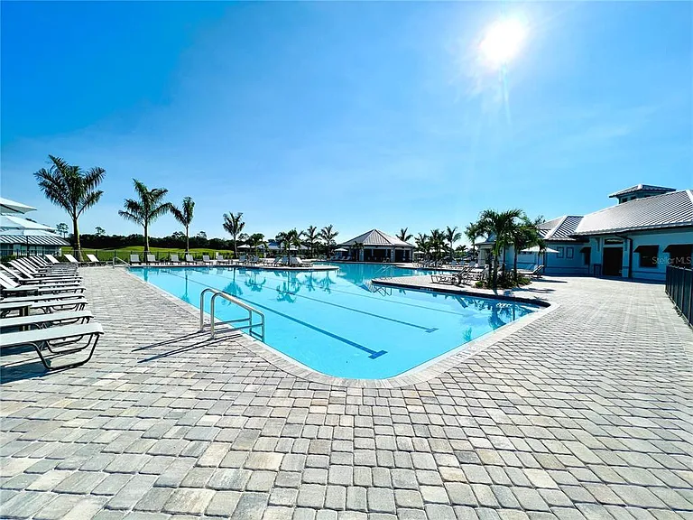 14041 Heritage Landing Blvd #642 — Photo 34