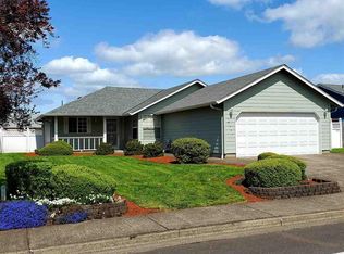 2111 Del Rio Ave SE, Albany, OR 97322