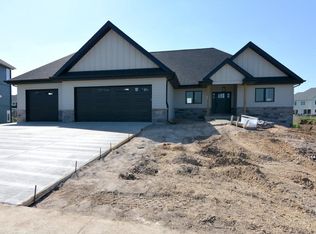 613 Cypress Way, Oregon, WI 53575