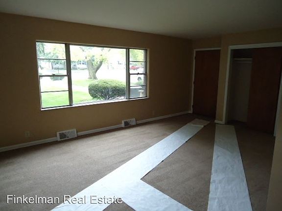 4th image of 3104 Grand Ave APT 1