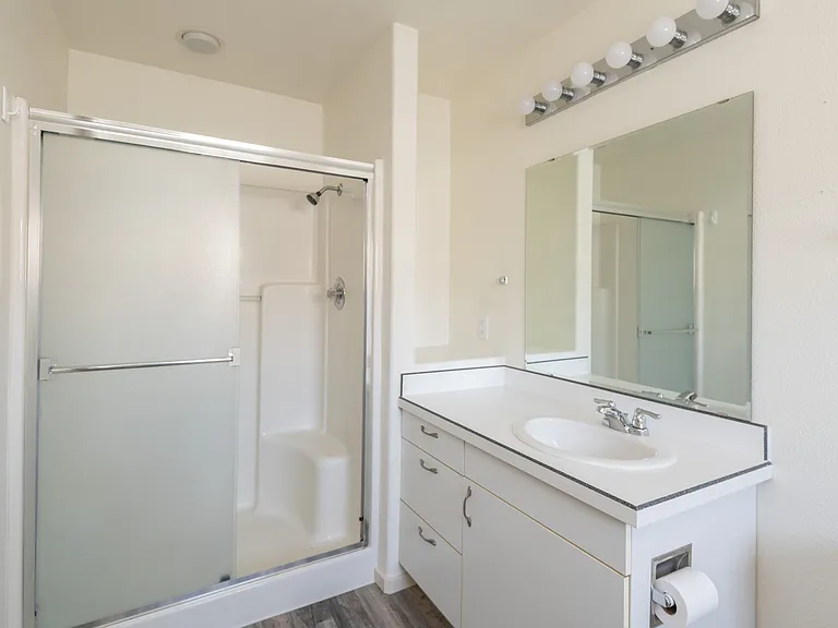 1050 NE Butler Market Rd #36 — Photo 14