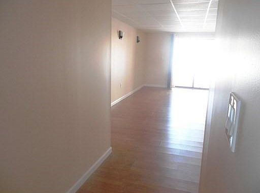 5th image of 12 Sterling Ln #12