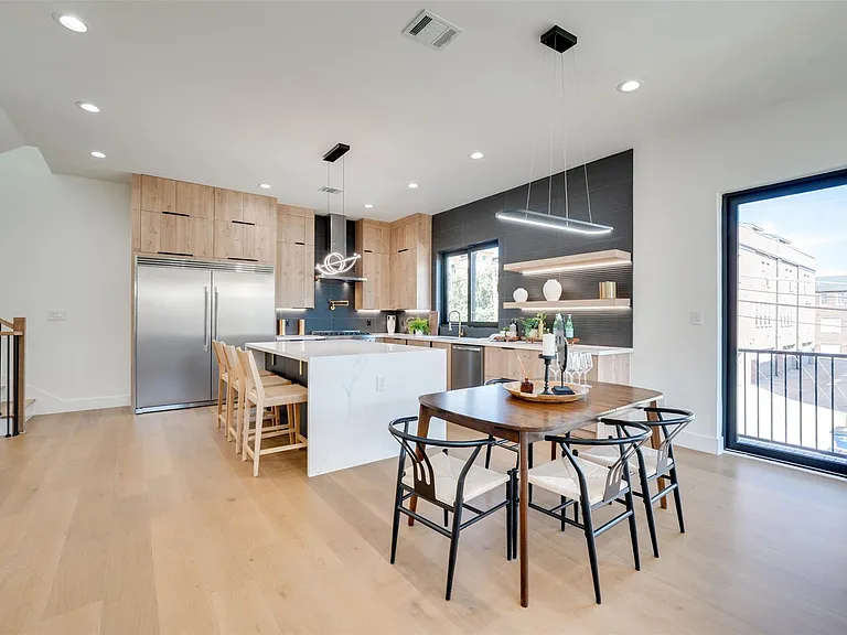 3825 Munger Ave — Photo 13