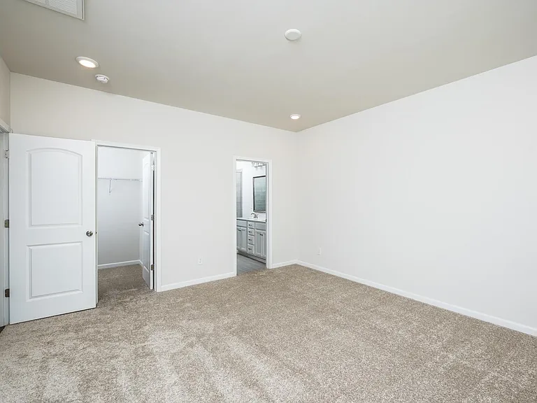 902 Sagecroft Ln — Photo 9