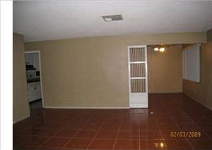 4th image of 7141 Argyle Ave
