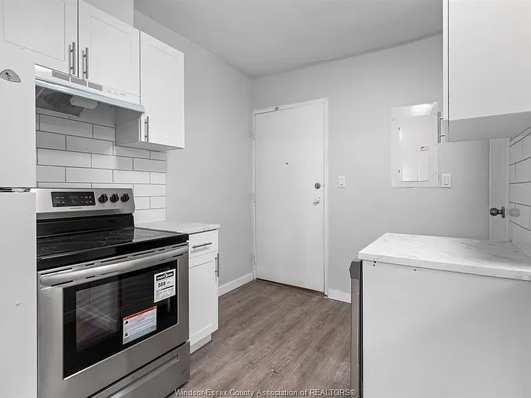 900 Ottawa St #10 — Photo 3