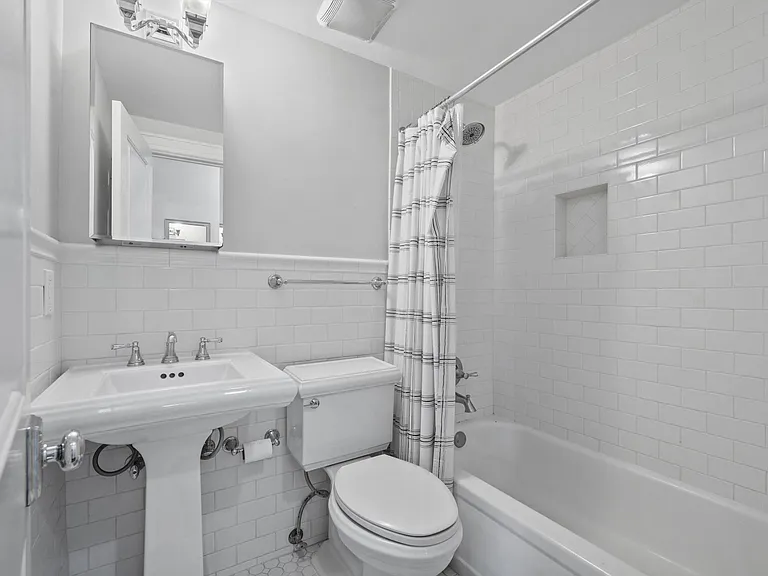 235 Sunrise Ave #3232 — Photo 16