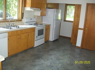 179 6th St NW, Clear Lake, WI 54005