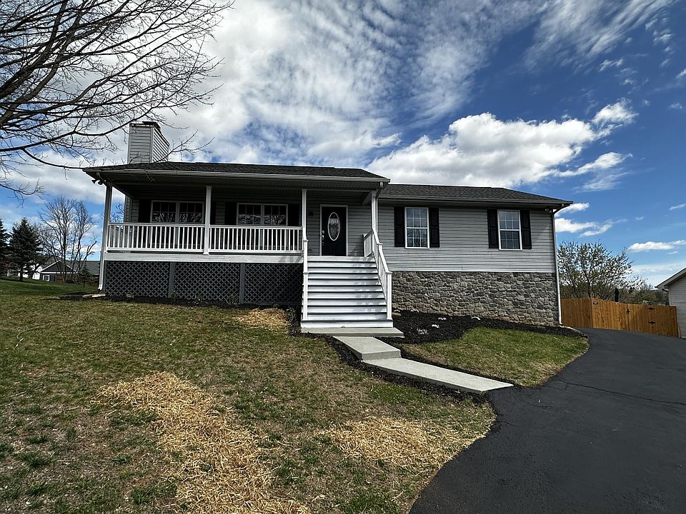 1st image of 1825 Bloomfield Ave