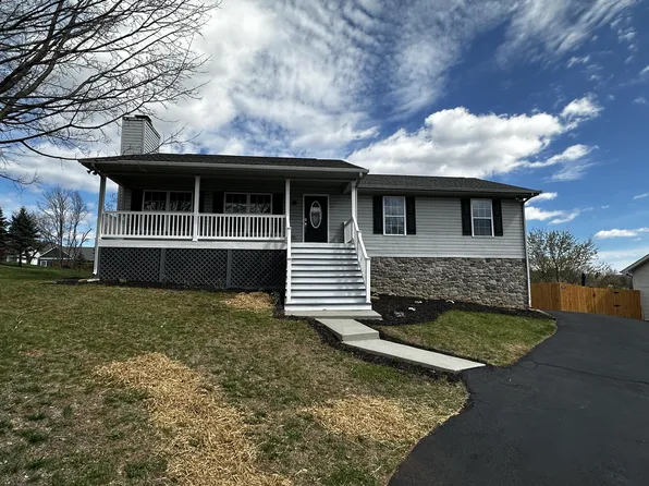 1825 Bloomfield Ave, Roanoke, VA 24012