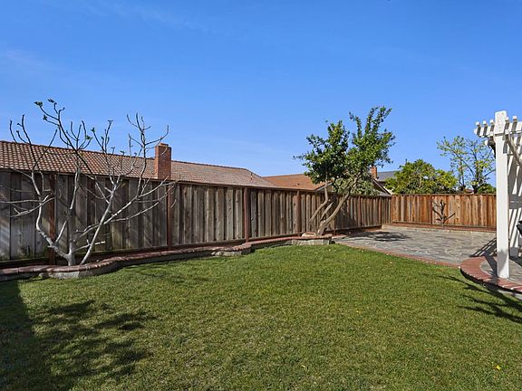 5th image of 1801 Trudean Way