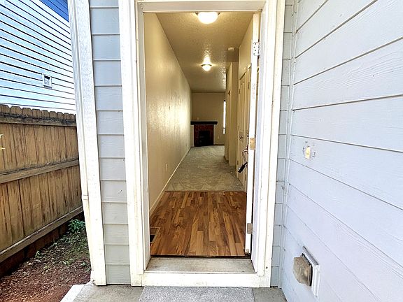 3rd image of 5321 NE 74th Ave