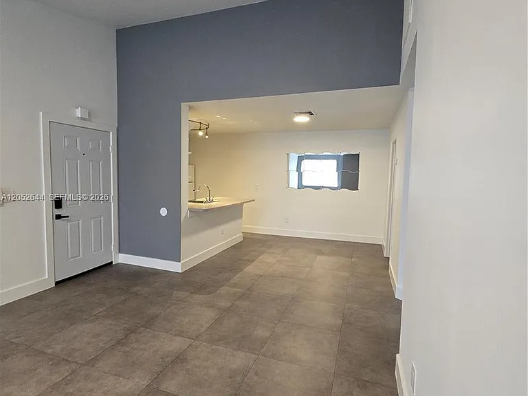 18324 NW 68th Ave #L — Photo 3