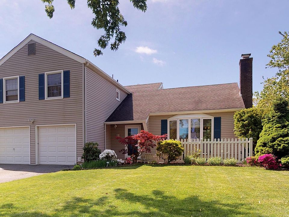 1st image of 1093 West Lake Drive