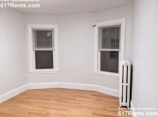 25 Moreland St #2, Somerville, MA 02145