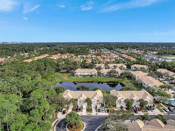 4th image of 1123 Woodfield Court