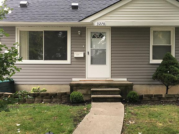 2nd image of 3270 Prairie Ave