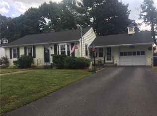 9 Bart Dr, Pawtucket, RI 02861