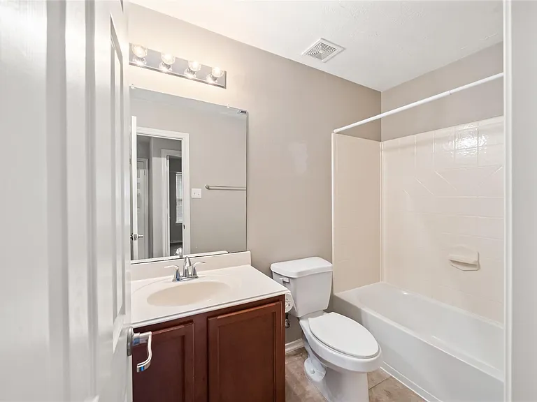 3 Whitekirk Pl — Photo 28