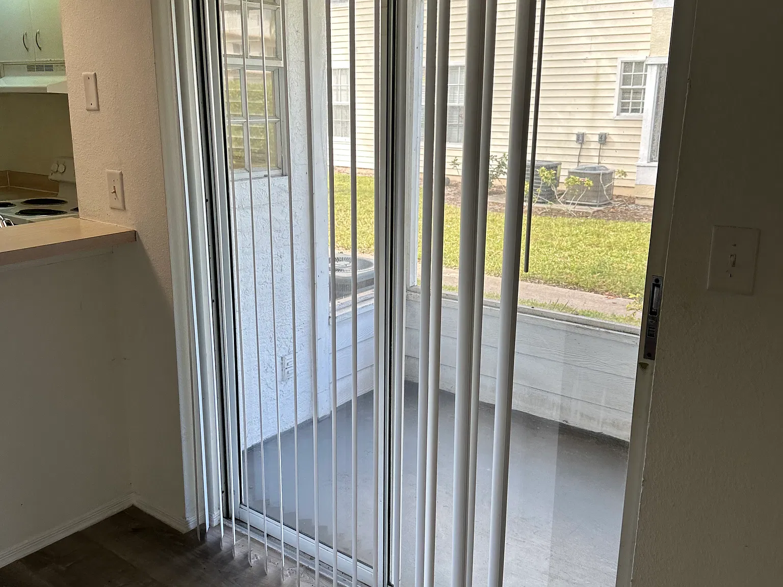 1 bed, 750 sqft, $1,600 — Photo 3