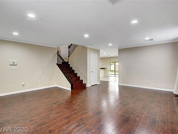 3rd image of 2732 Watkins Glen Ave