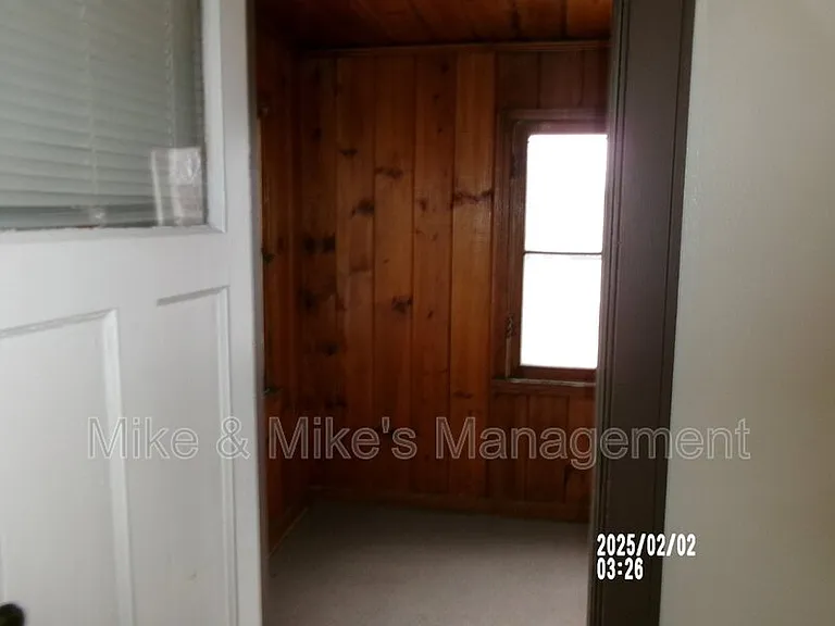 4163A N 20th St — Photo 15
