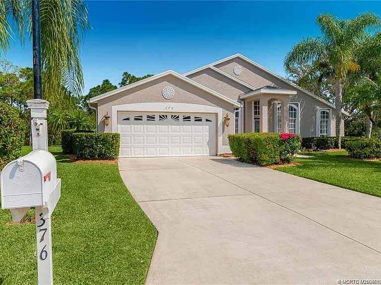 376 NW Canna Way — Photo 25