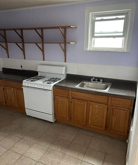 119 Dodd St #1R — Photo 4