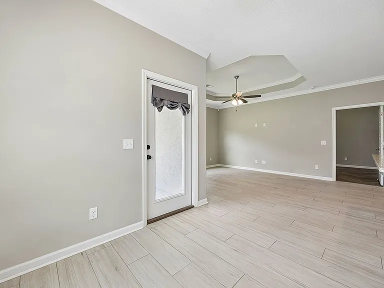 326 Gary Cir — Photo 18