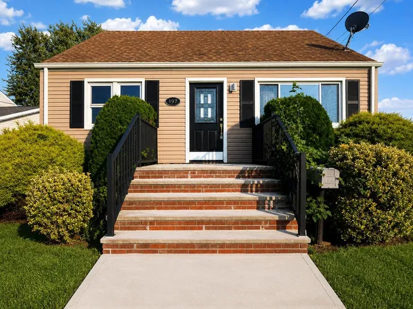 197 Delaware Avenue, Cliffwood, NJ 07721