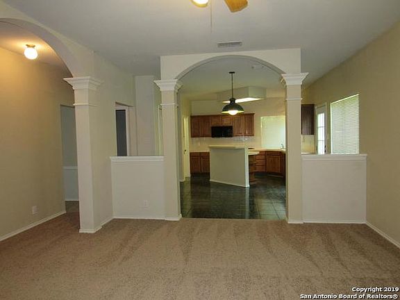 4th image of 1510 Townsend House Dr