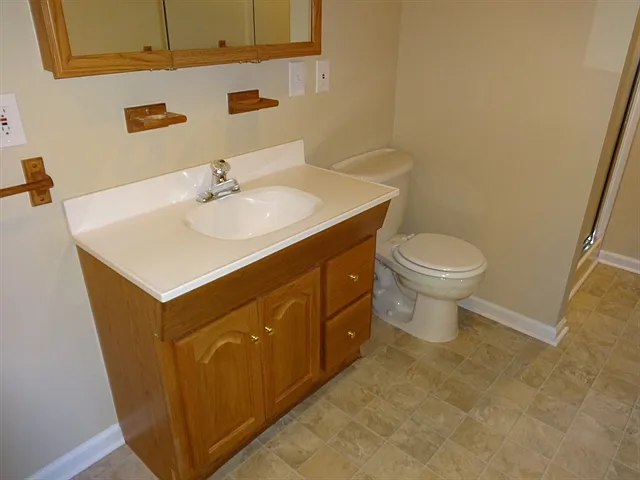 4057 S Kirk Ct — Photo 14