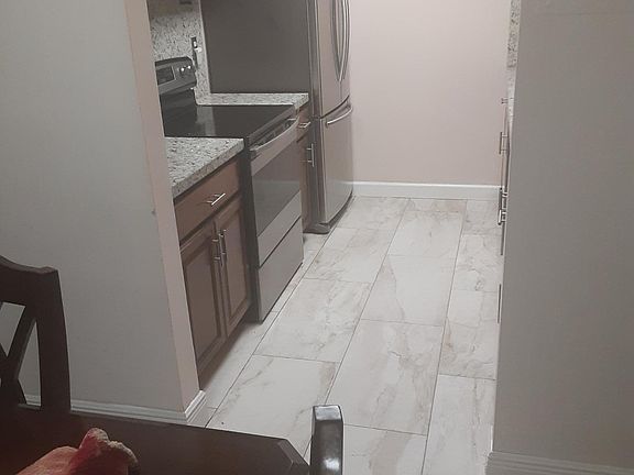 3rd image of 7115 Miami Lakes Dr APT N31