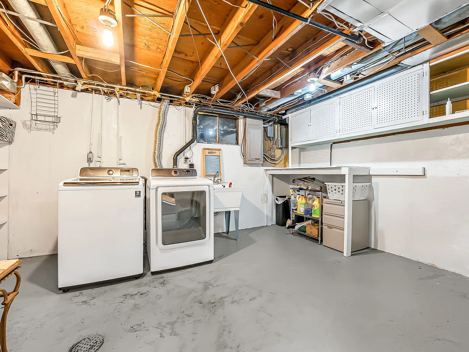 3 bed, 1935 sqft, $2,300 — Photo 3