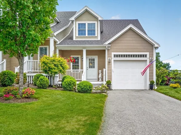 11 Reynolds Farm Way #11, Westwood, MA 02090