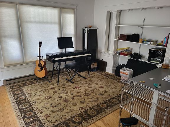 Living/bedroom