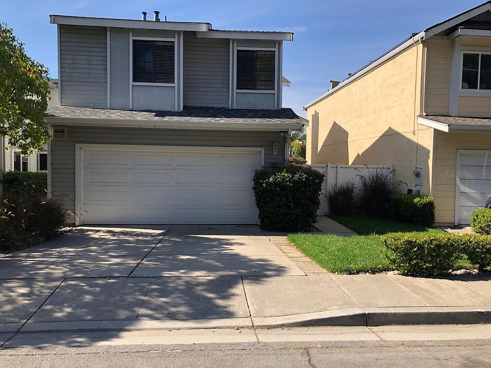 Front view, there is a gate on side entrance for privacy.