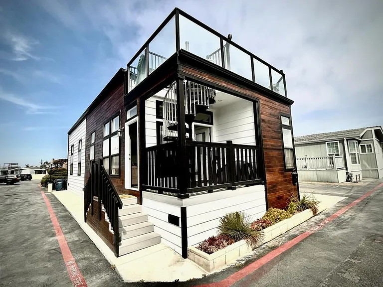 21752 Pacific Coast Hwy — Photo 12