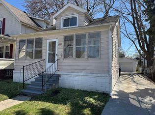 1040 Rosewood St, Ferndale, MI 48220
